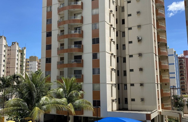 FAMILY FRIENDLY, COZY, WELL LOCATED 5 MINUTES FROM AQUATIC CLUBS