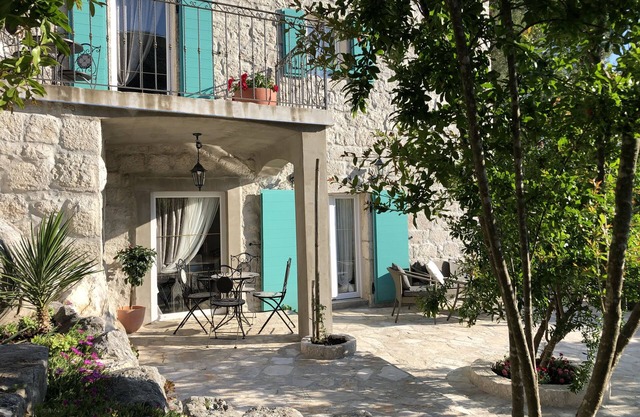 Family friendly house that offers true peace and rest near Dubrovnik and Split