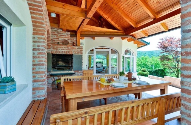 Family friendly house with a swimming pool Varaždin Breg, Zagorje (K-19383)