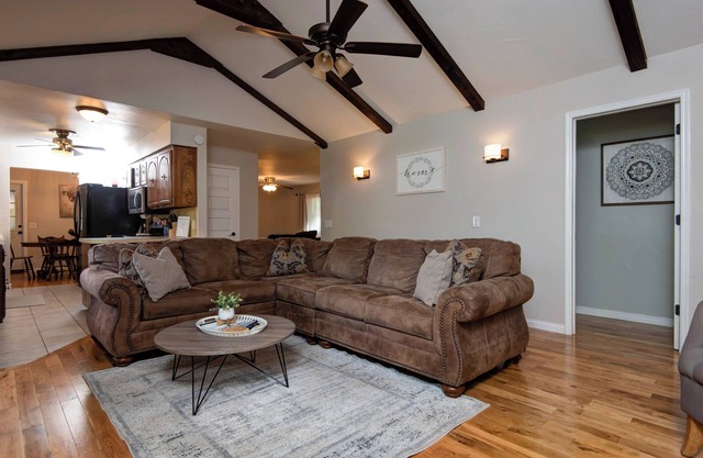 Family Fun at Primrose Retreat - Cozy, Clean & Chemical-Free