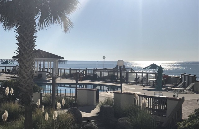 Family Fun, Ocean Views, Great Dining!