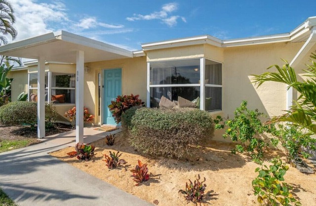 Family Getaway - 6/3 - Pool, Patio, Fire Pit, Walk to the Beach