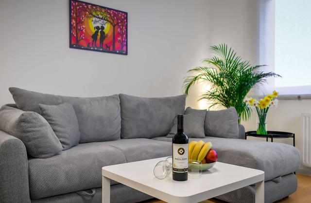 Family-sized modern apartment 2 minutes to the Arena Mall Zagreb