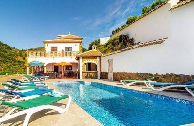 Family Villa with Terrace