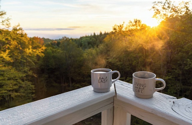 Fantastic 3-bedroom house near New Found Lake, Cardigan Mountain with great view