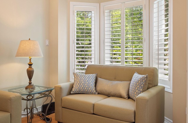 Fantastic 4 bedrooms house, free Parkingn