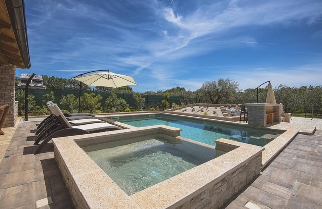 Fantastic finca with private pool, whirlpool