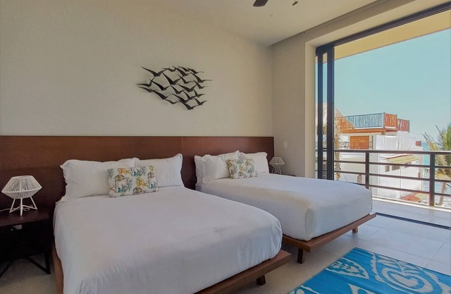 Fantastic Penthouse, beach front & Daily Cleaning