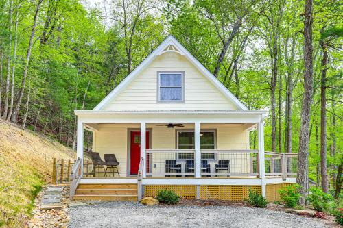 Farm On-Site Mtn-View Cottage in Hendersonville!