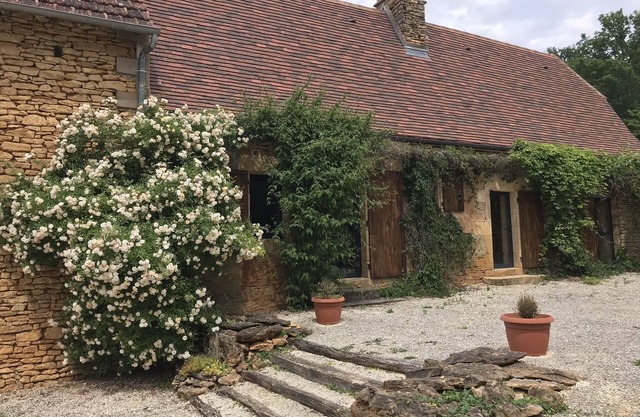 farmhouse in the heart of nature, a real haven of peace