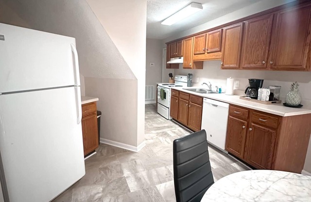 Federal Ct- Charming 3-bedroom near Ag Center and MTSU in Murfreesboro