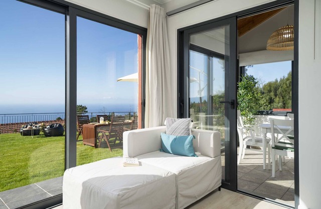 Felicidade Rocha II - For Families, With a Pool