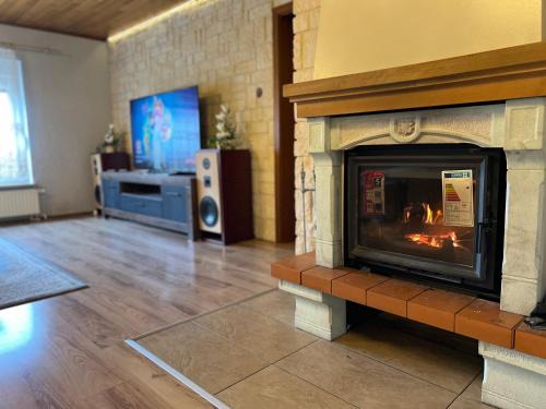 Ferienhaus am Elberadweg mit Sauna & Kamin - Natur, Erholung & S-Bahn-Anbindung - Saxon Oase