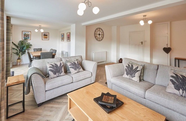 Fern Lea, a cosy bungalow with exceptional country views
