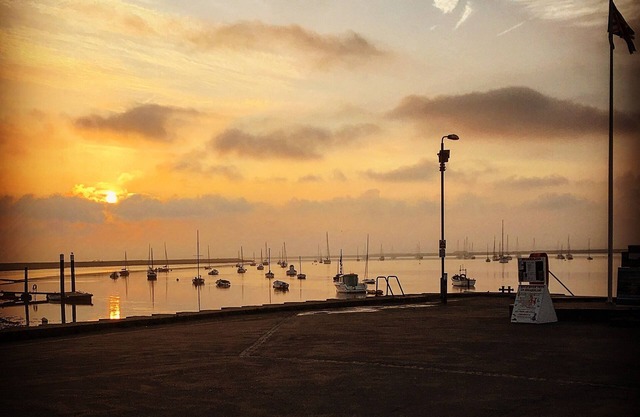Ferry Cottage, Orford, Spacious family home by the sea