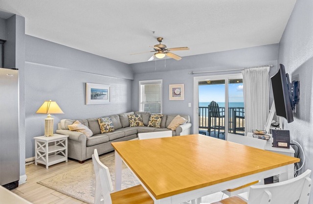 FFR209 Beach Hideaway by First Flight Rentals