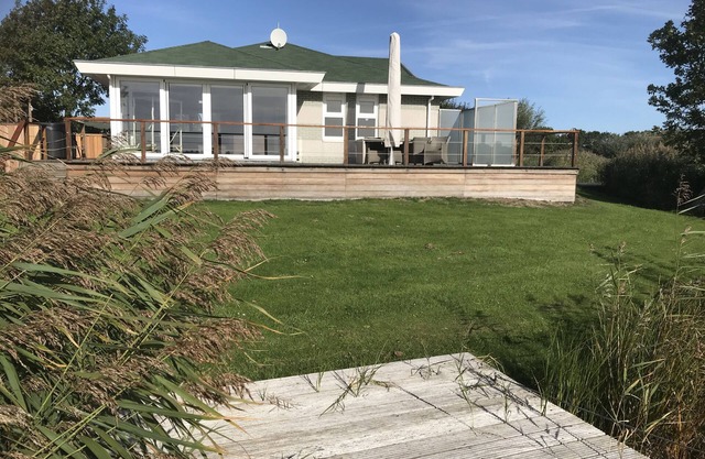 FH with beautiful view, outdoor sauna and outdoor whirlpool
