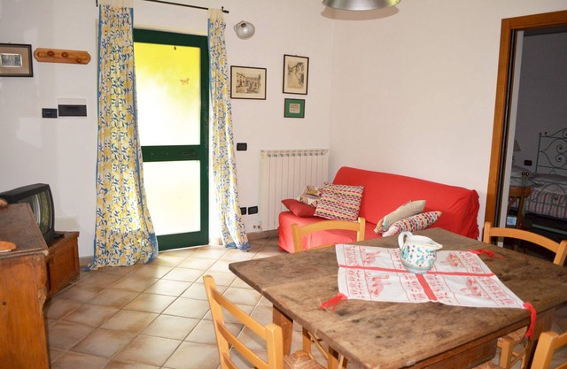 Fico Apartment: two-roomed apartment 2 + 2 beds in open countryside with views