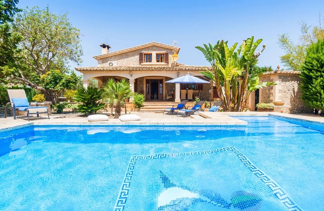 Finca Gran Tiraset - with palm garden, pool and tennis court