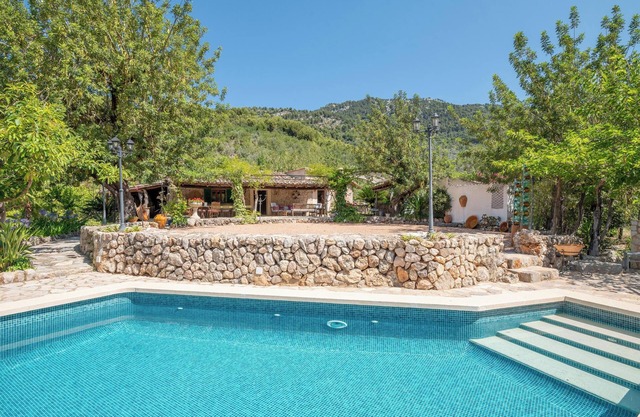Finca "S'Olivar Major" with Mountain View, Wi-Fi, A/C, Pool, Garden & Terrace
