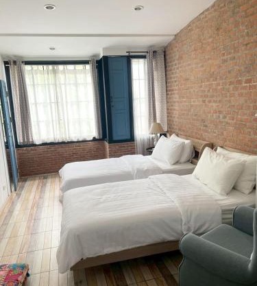 fio's house by the sea