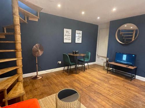 First Avenue Apartments