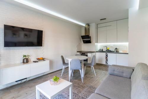 FIRST - Green Żoliborz Apartment 5