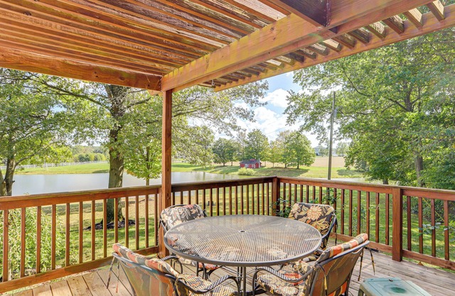 Fish, Unplug & Unwind! Countryside Plymouth Home