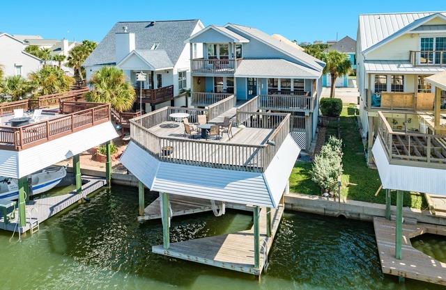 Fishing Paradise! Canal Home w/Large Deck & Open Floor Plan