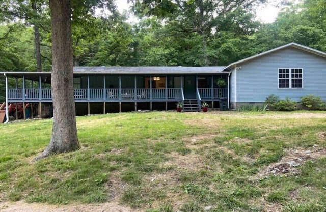 Flag Springs House - only 20 minutes from Branson