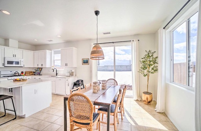 Flagstaff-Area Family Home with Hot Tub and Patio