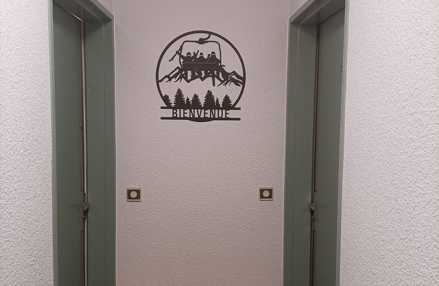 Flaine 2 apartments with shared airlock