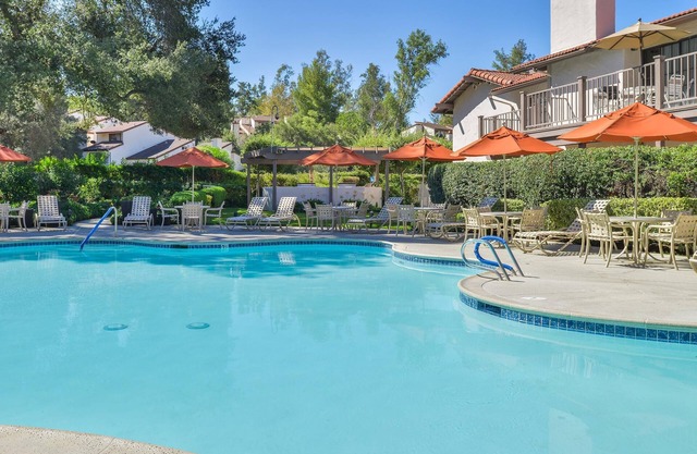 FLASH SALE! Spacious Villa Near Wine Country w/ Resort Pool, Onsite Spa & WiFi