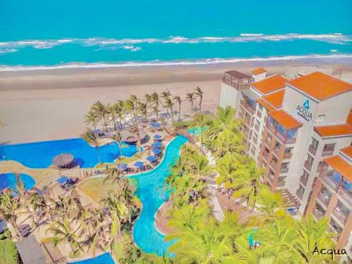 Flat à Beira do Mar e pé na areia em Beach Park