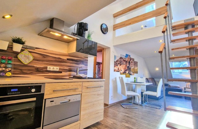 Flat with 1.5 bedrooms, south-facing balcony, mountain view