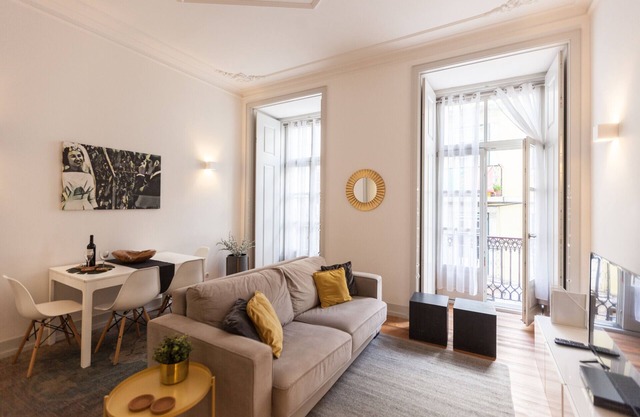 FLH Bacalhoeiros Balcony Flat