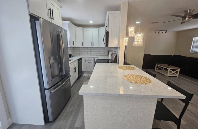 Florida Retreat 3 miles IMG 10 Miles Beach