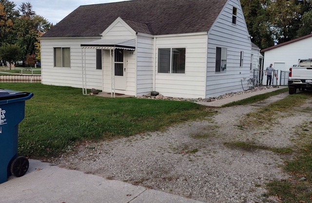 For the whole family, on the river/many attractions within walking distance!