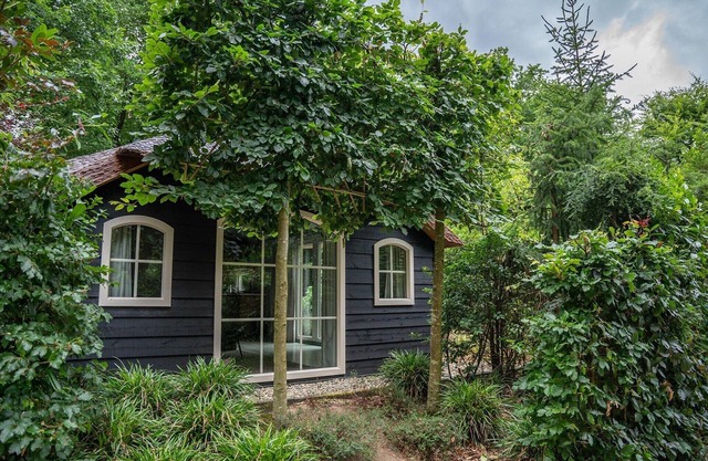 Forest Farmhouse w/Private Garden
