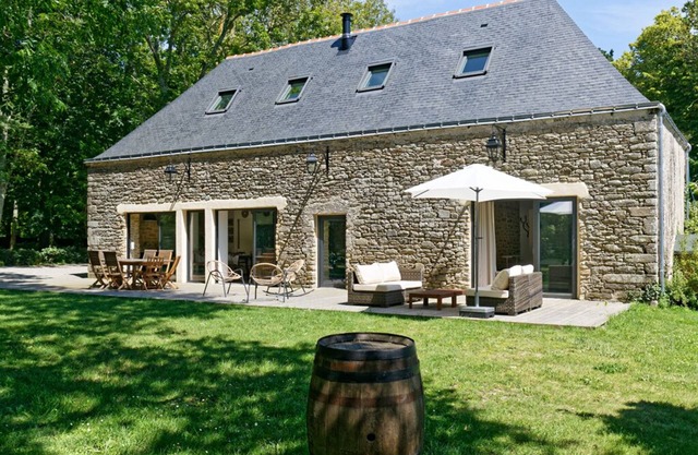 Former stables of a 17th century Manor