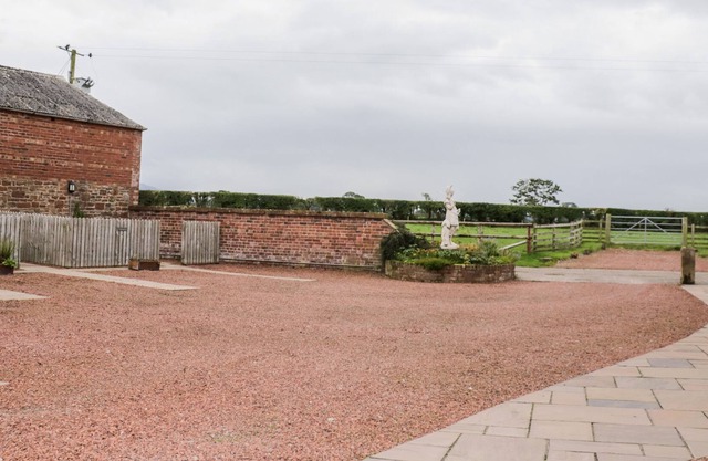FORTRESS, pet friendly, with a garden in Brampton, Cumbria