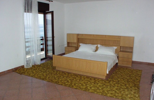 Four-bedroom apartment with balcony and sea view Sveti Petar, Biograd (A-358-a)