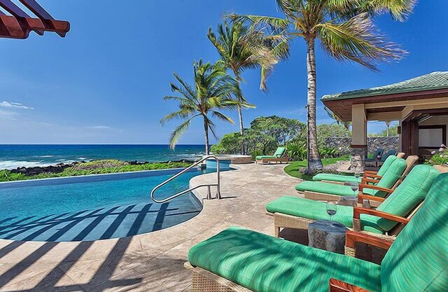 Four Bedroom Oceanfront Estate at Naupaka Place at Waikoloa Beach!