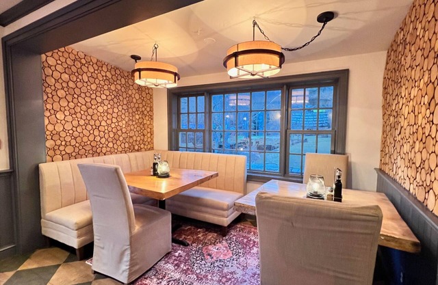 Four Columns Inn