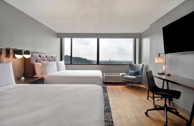 Four Points by Sheraton Boston Newton