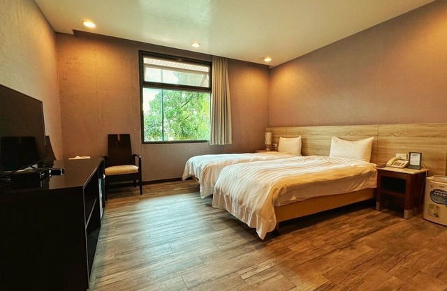 Four Season Beauty Resort