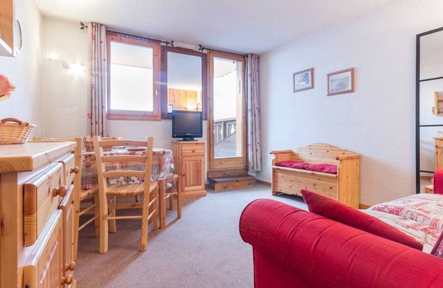 Functional apartment in the center with balcony in La Plagne