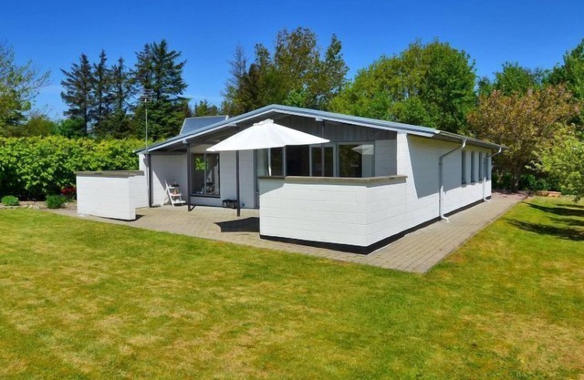 "Fredericke" - 200m to the inlet by Interhome