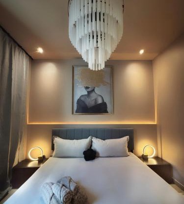 Free Parking 2 Bedroom The Comfy Haven