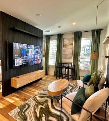 Free Parking at Luxury Buckhead Hideaway